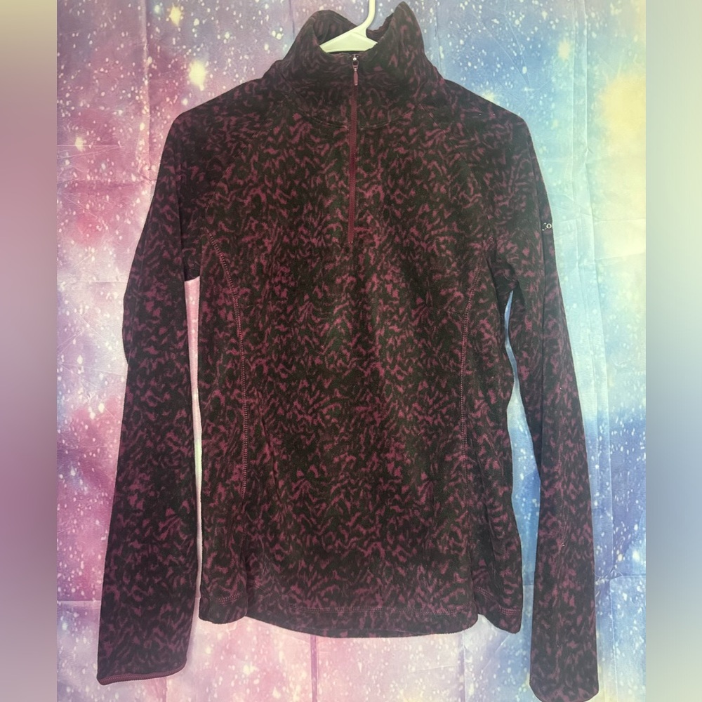 Columbia Women's pullover 🛍